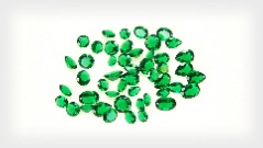 India Green Chromere Quartz Gemstone Lot of 200 carets, Mixed shapes