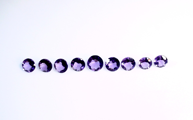 Amethyst Round Faceted Gemstone Kit of 20 Carets